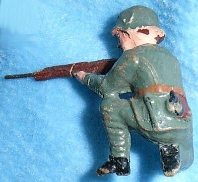 TGU24 * ELASTOLIN LINEOL WWI OR WWII TOY SOLDIER ANTIQUE GERMAN  