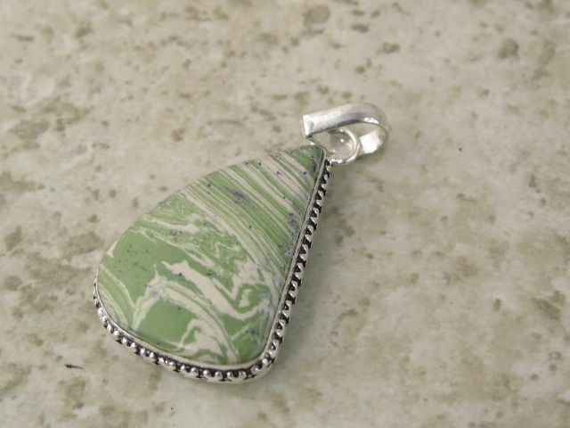 in / /**/ / silver pendant / /**/ / olive white   mosaic jasper 