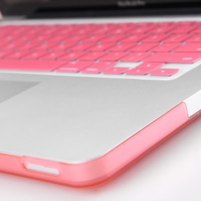   features highest quality protects your macbook pro from accidental