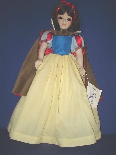 Porcelain SNOW WHITE Doll Artist Jerri McCloud 1983  