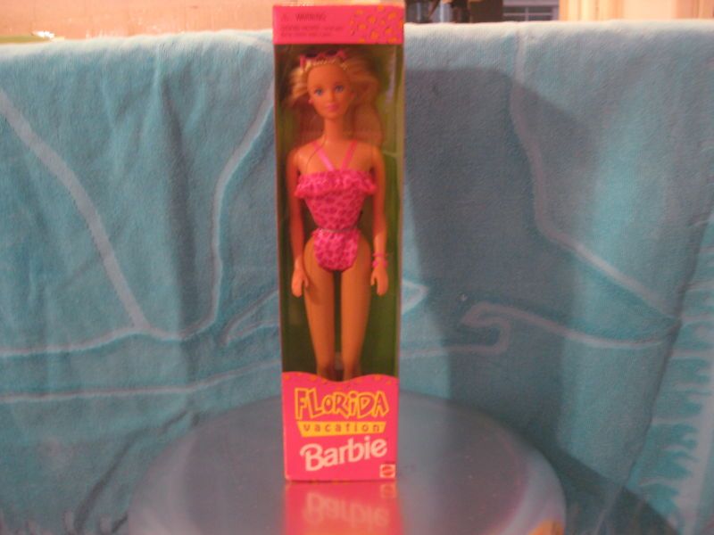 FLORIDA VACATION BARBIE MODEL NO 20535  