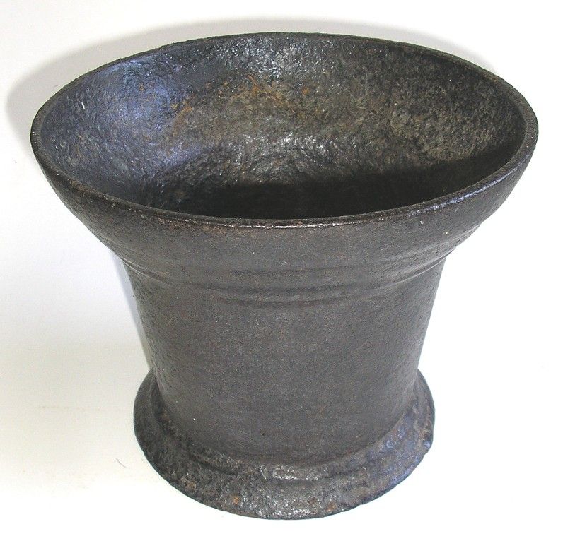 ANTIQUE MORTAR & PESTLE LARGE HEAVY CAST IRON  