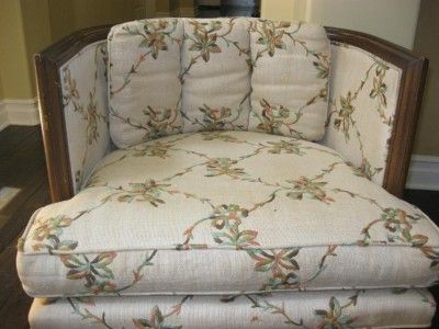 Pair of Vintage Mid Century Modern French Provincial Floral Occasional 