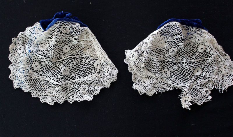 RARE ANTIQUE VICTORIAN BLUE VELVET AND IRISH LACE CUFFS  