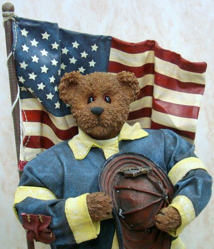 BOYDS BEARS American Hero 911 CRUMPLETON Fireman 73110  