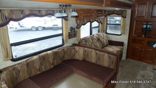 2012 COUGAR X LITE 29BHS QUAD BUNKHOUSE TRAVEL TRAILER (NEW UPDATED 