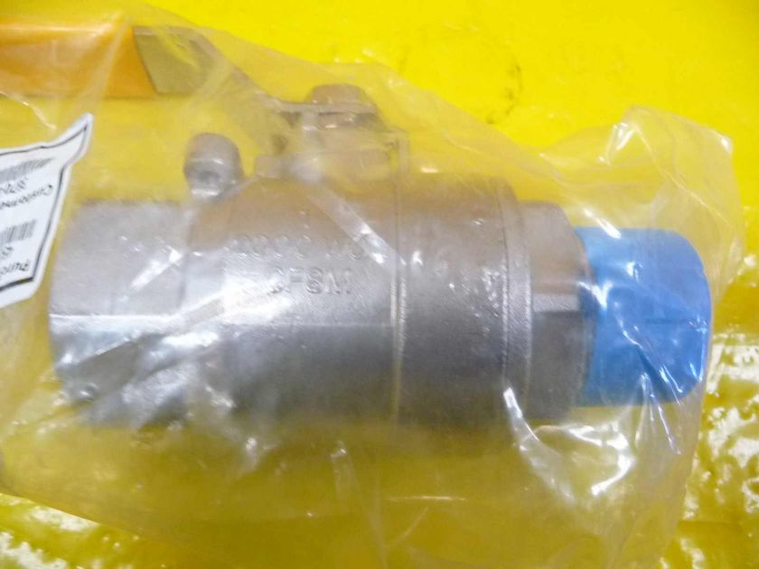 Parker Ball Valve Female/Male XV501SS 16 3870 04084 lot  