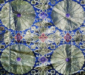 EXCEPTIONAL UZBEK SILK ROBE CHAPAN OTTOMAN PATTERN  