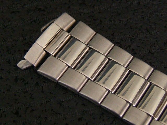 NOS 18mm Pulsar Stainless Ddeployment Watch Band  