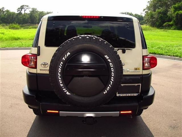 Toyota  FJ Cruiser Base Trim in Toyota   Motors