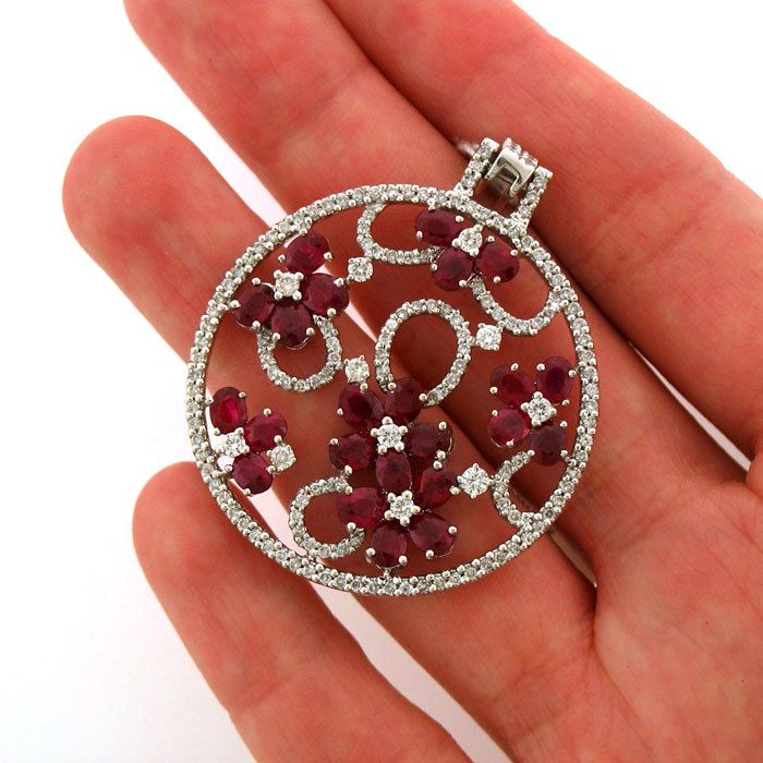 Fine Gem Ruby & VS1 F Diamond Stones Ladies Pendant 18K  