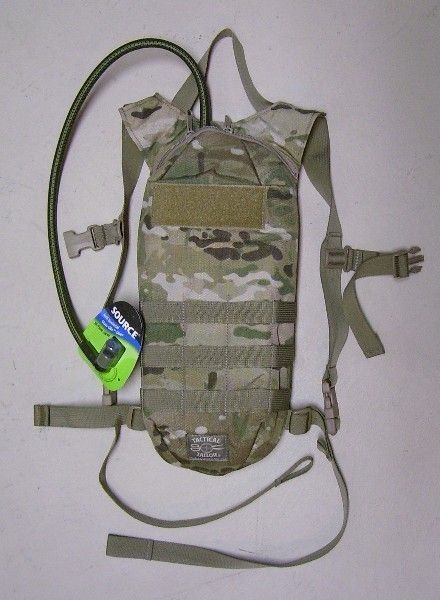 Tactical Tailor Intermediate Hydration System   multicam  