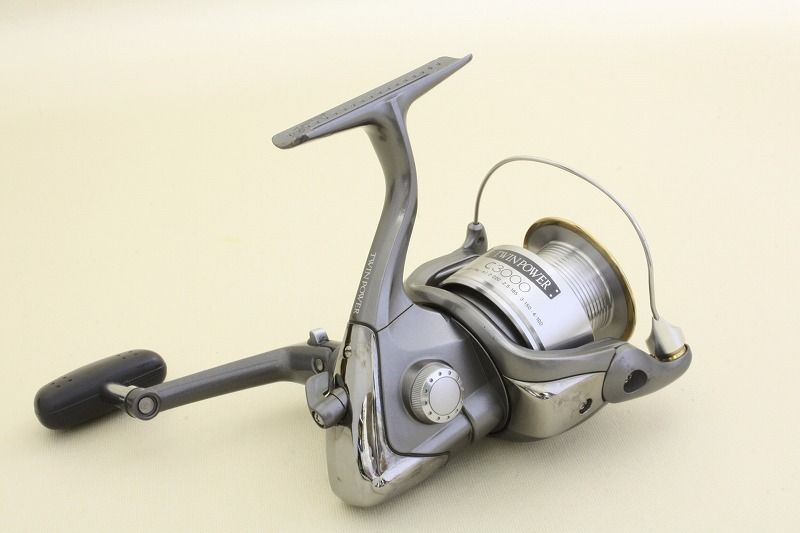 Shimano TWIN POWER C3000 Spinning Reel  