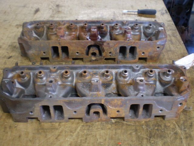   Chrysler Plymouth Dodge Open Chamber Cylinder heads 400 440 #4006452
