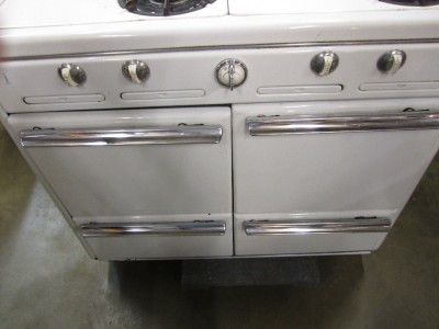 VINTAGE ROPER 4 Burner Gas Stove BAKE MASTER Good Condition NO 