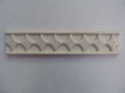 JEFFREY COURT 1 X 6 LINEAR DIAMOND TRIM MOLDING TILE  