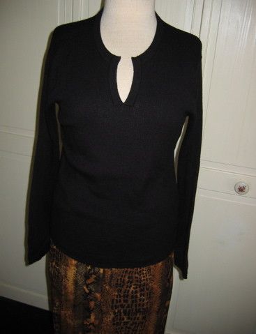 NEW Ladies BLACK ITALIAN MERINO WOOL~V Neck Sweater~PL  