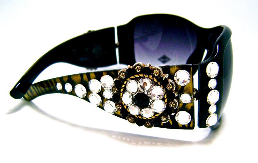   CoWgiRL CoNcHo SuNgLaSsEs UsiNg SwArOvSki ELeMeNtS CrYsTaL RhiNeStOnEs