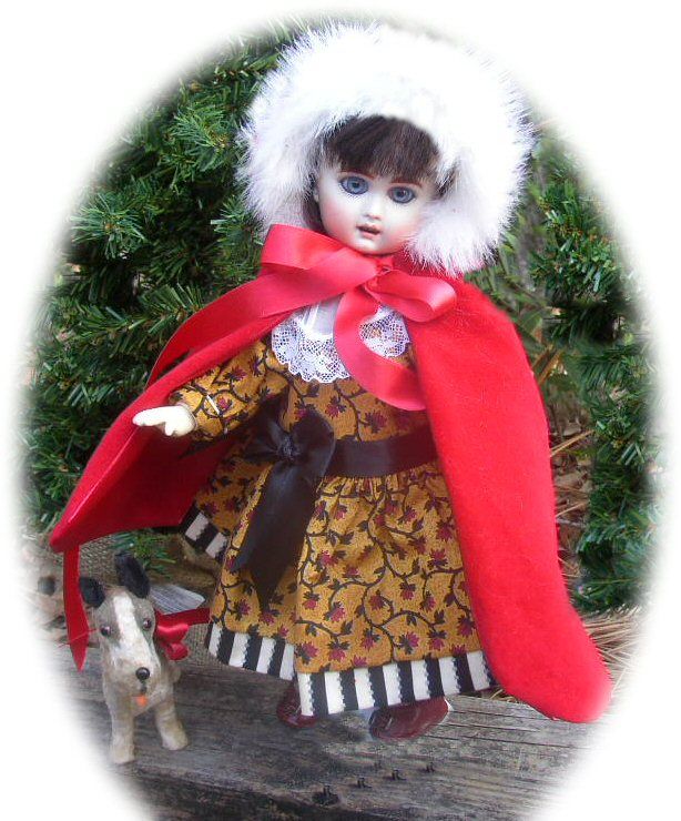 Special Sale HOLIDAY DRESS MUFF & CAPE 1905 PATTERN 4 BLEUETTE  