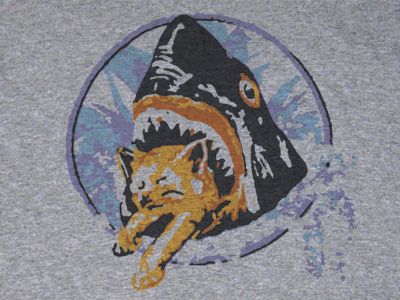 PINEAPPLE EXPRESS T SHIRT SHARK EATING CAT FRANCO ROGEN  