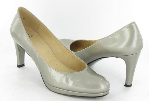 Stuart Weitzman Blog Patent Pumps Womens 9M  